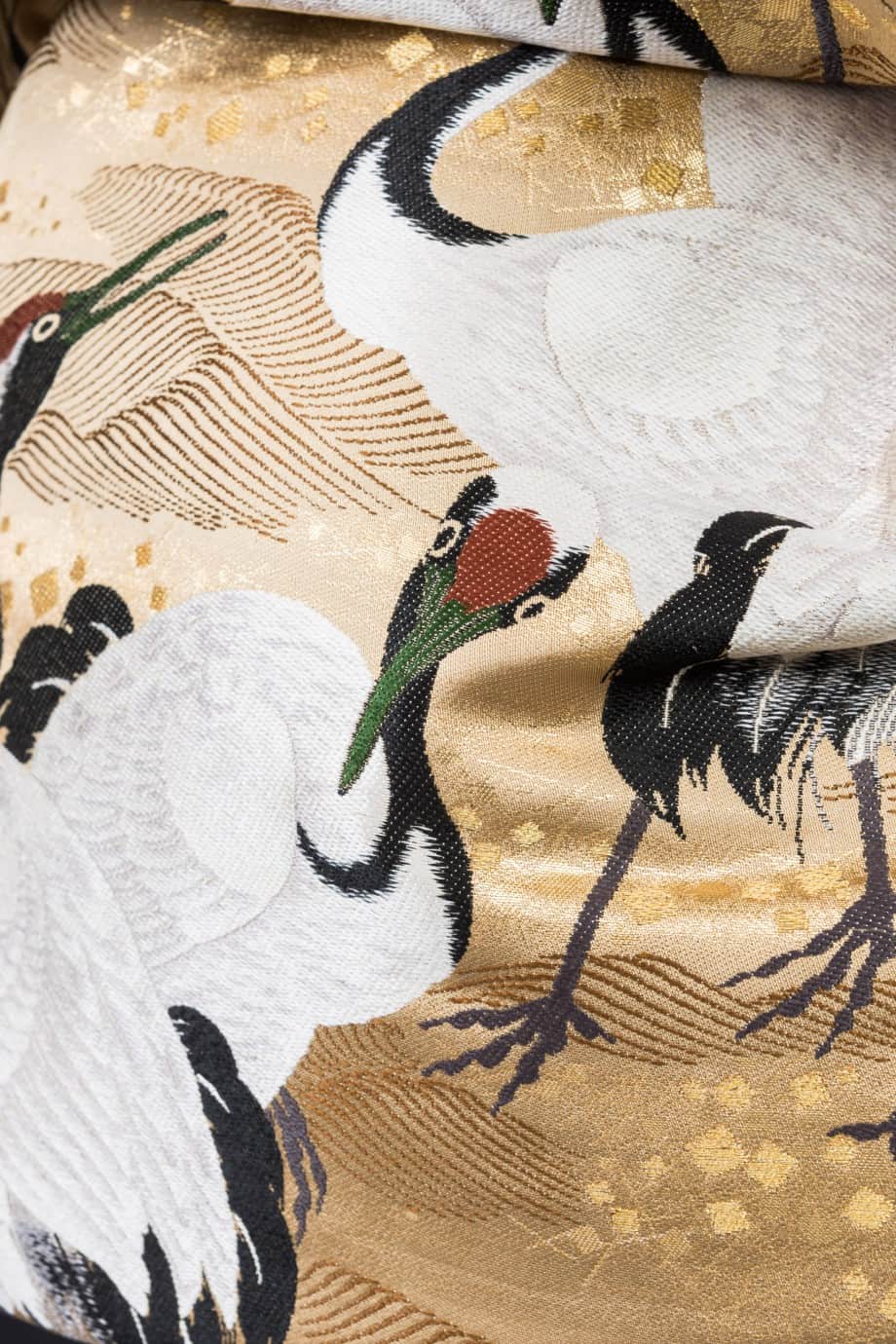 【和装の結婚式】鶴尽くし、金尽くしの黒引き振袖