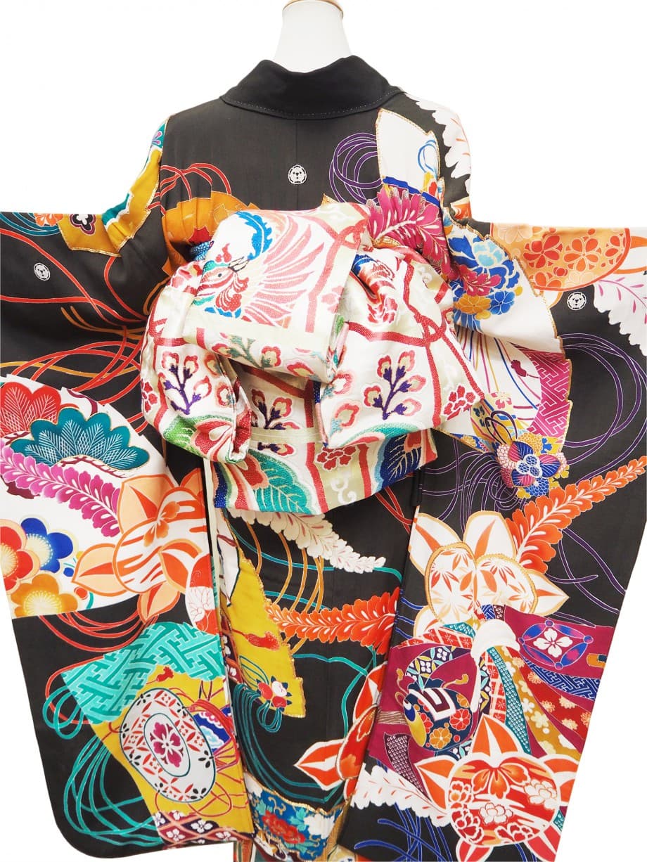 【和装の結婚式】鳳凰・鼓の檜扇に橘の黒振袖