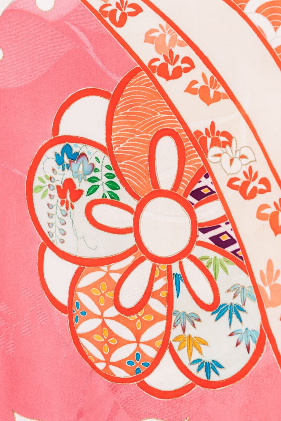 【袴レンタル】卒業式 | 綸子に八重梅と橘が描かれた一つ紋付訪問着