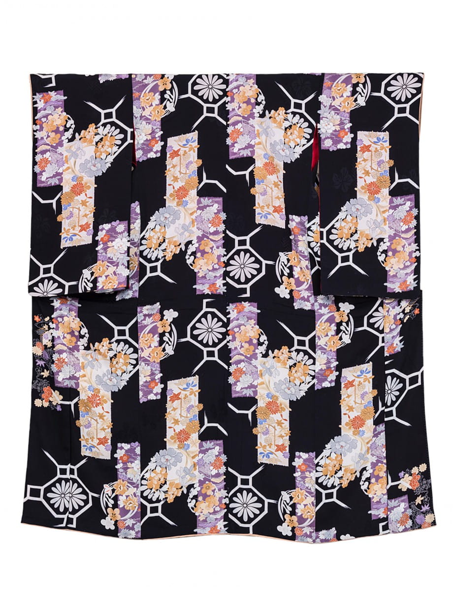 【袴レンタル】卒業式 | 黒地に短冊と破れ蜀江紋様の小振袖