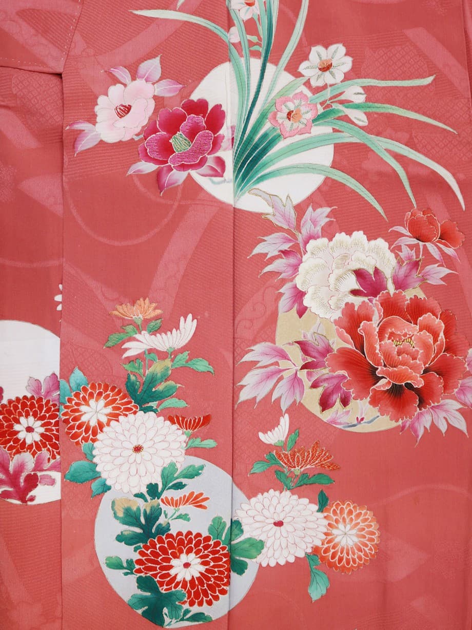 【袴レンタル】卒業式 | 薄紅色に水仙、牡丹、菊の花丸紋の小振袖