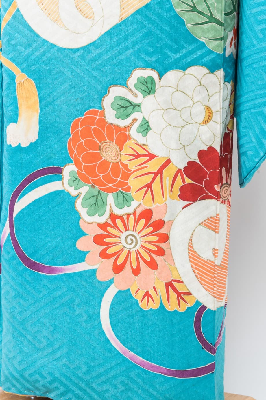 【訪問着レンタル】明るい水色に花丸紋様の振袖