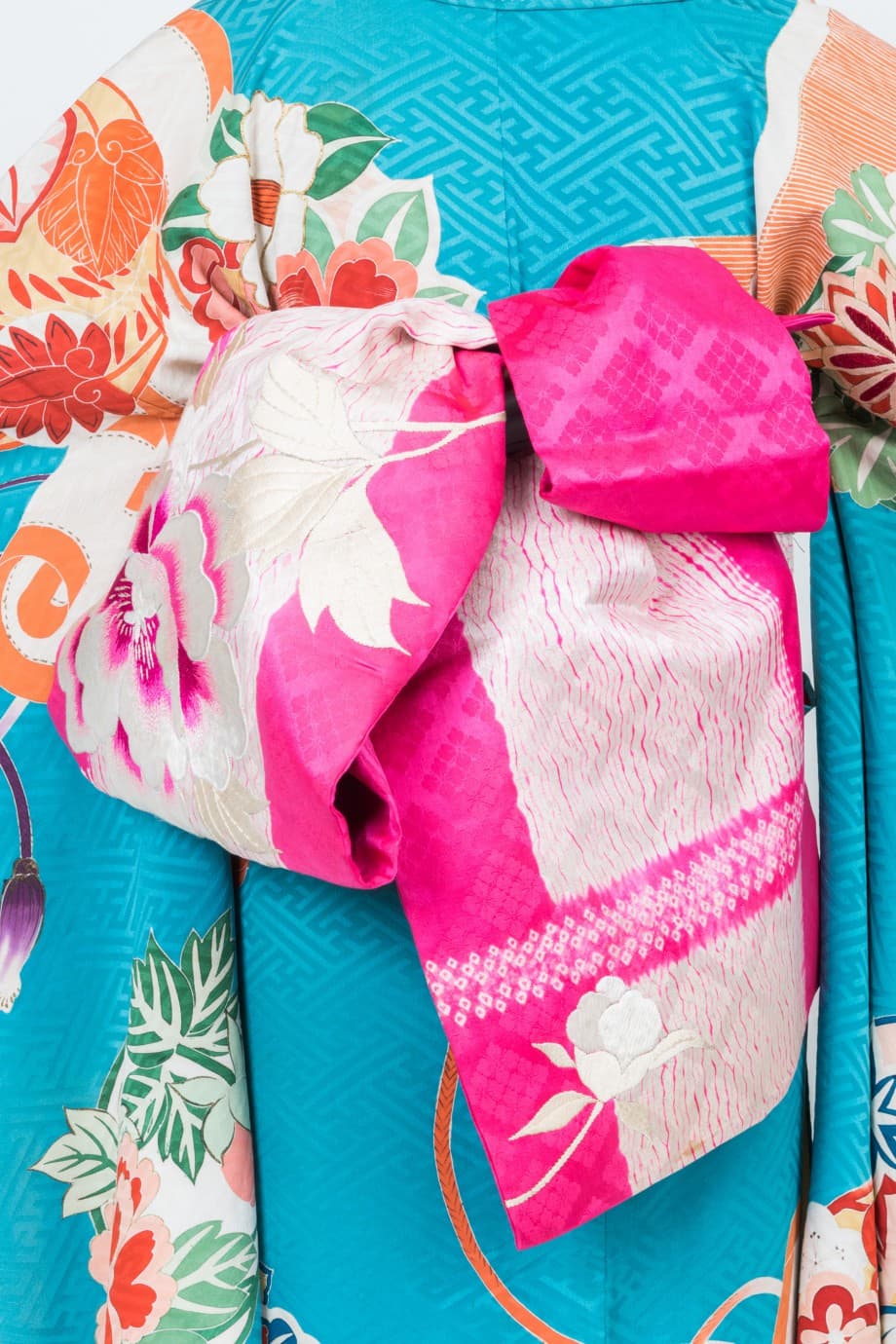 【訪問着レンタル】明るい水色に花丸紋様の振袖