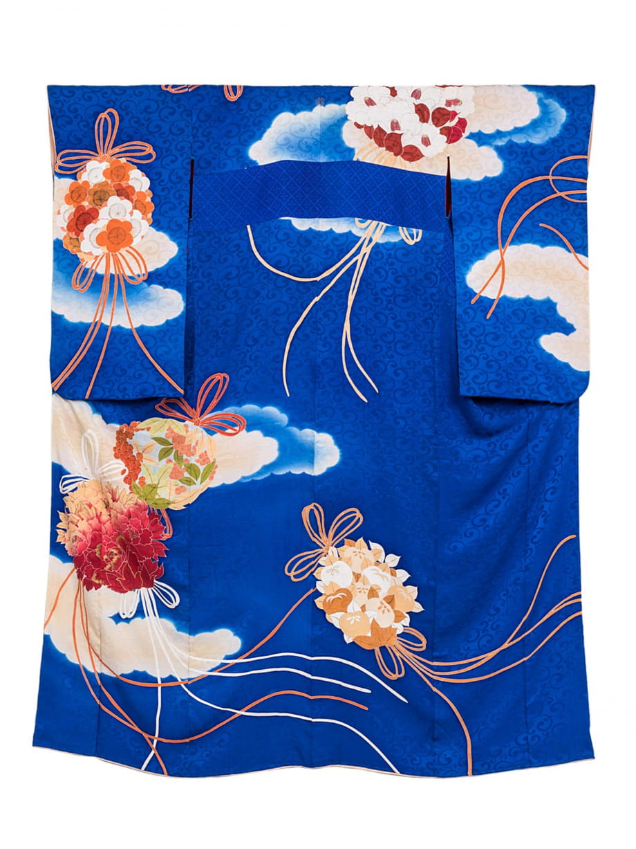 【訪問着レンタル】唐草の青地に雲取薬玉の小振袖