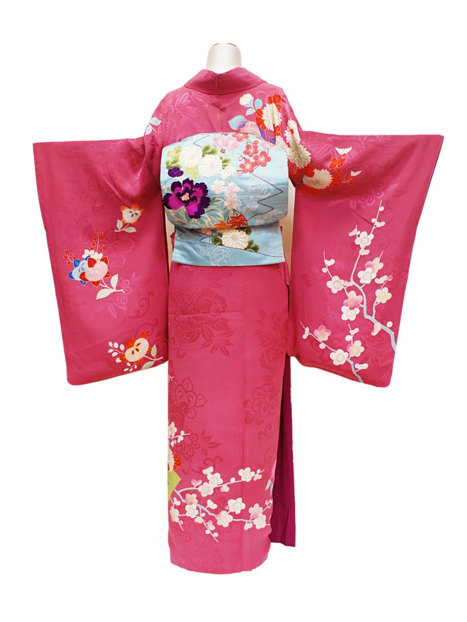 【訪問着レンタル】椿色に梅や菊、牡丹の小振袖