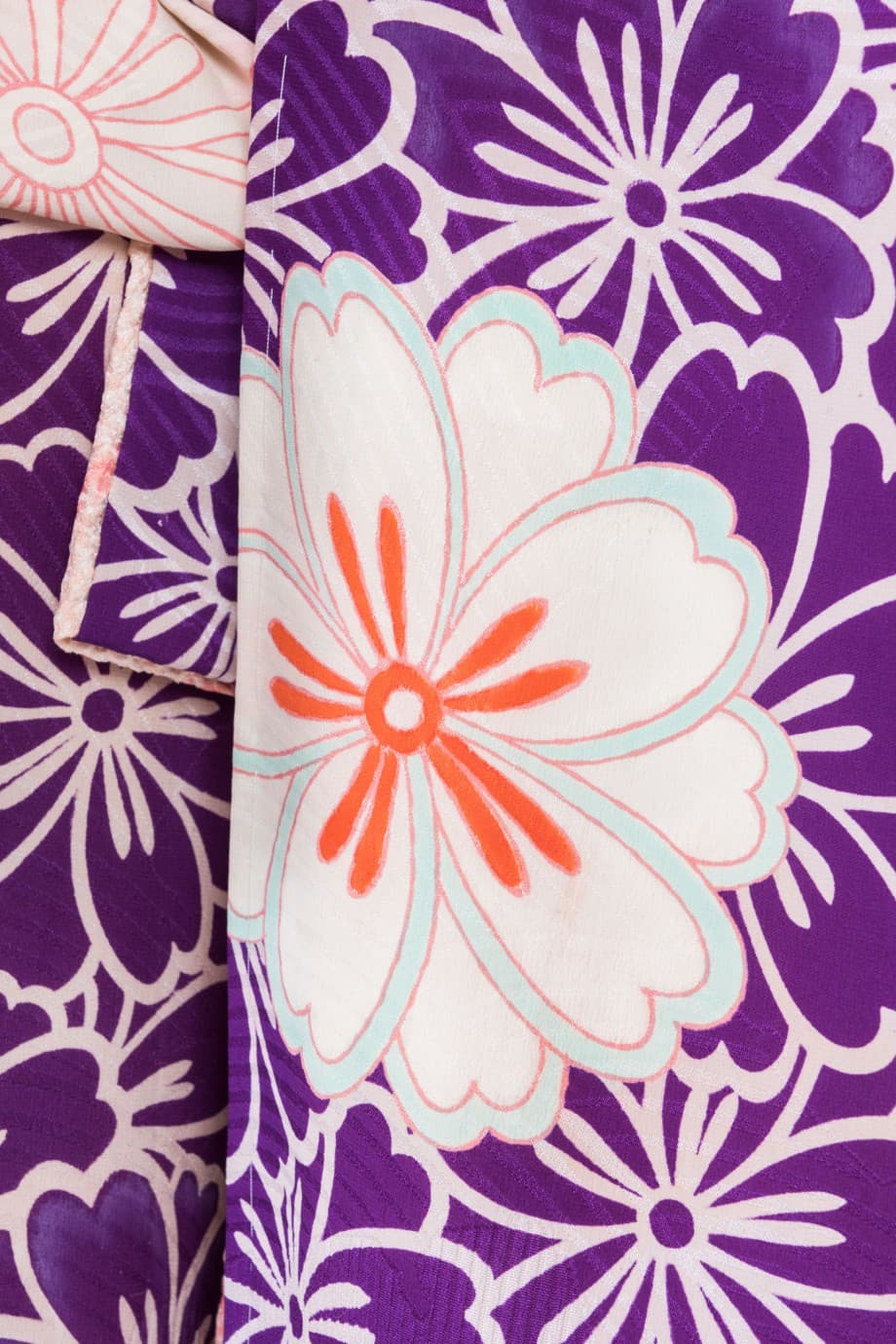 【七五三着物レンタル】紫地にピンクとブルーの桜が満開の七歳祝着