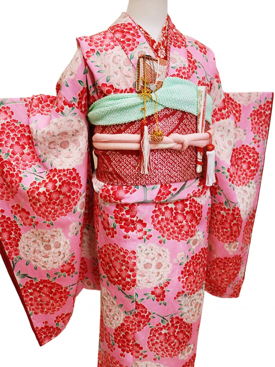 【七五三着物レンタル】ピンク色に赤や白の花咲く七歳祝着