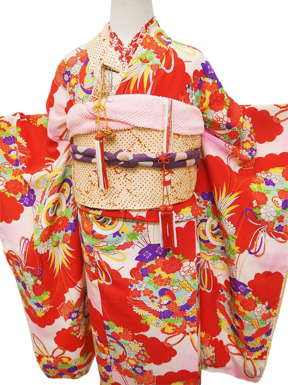 【七五三着物レンタル】真っ赤な雲取紋様に花や鳳凰の薬玉の七歳祝着