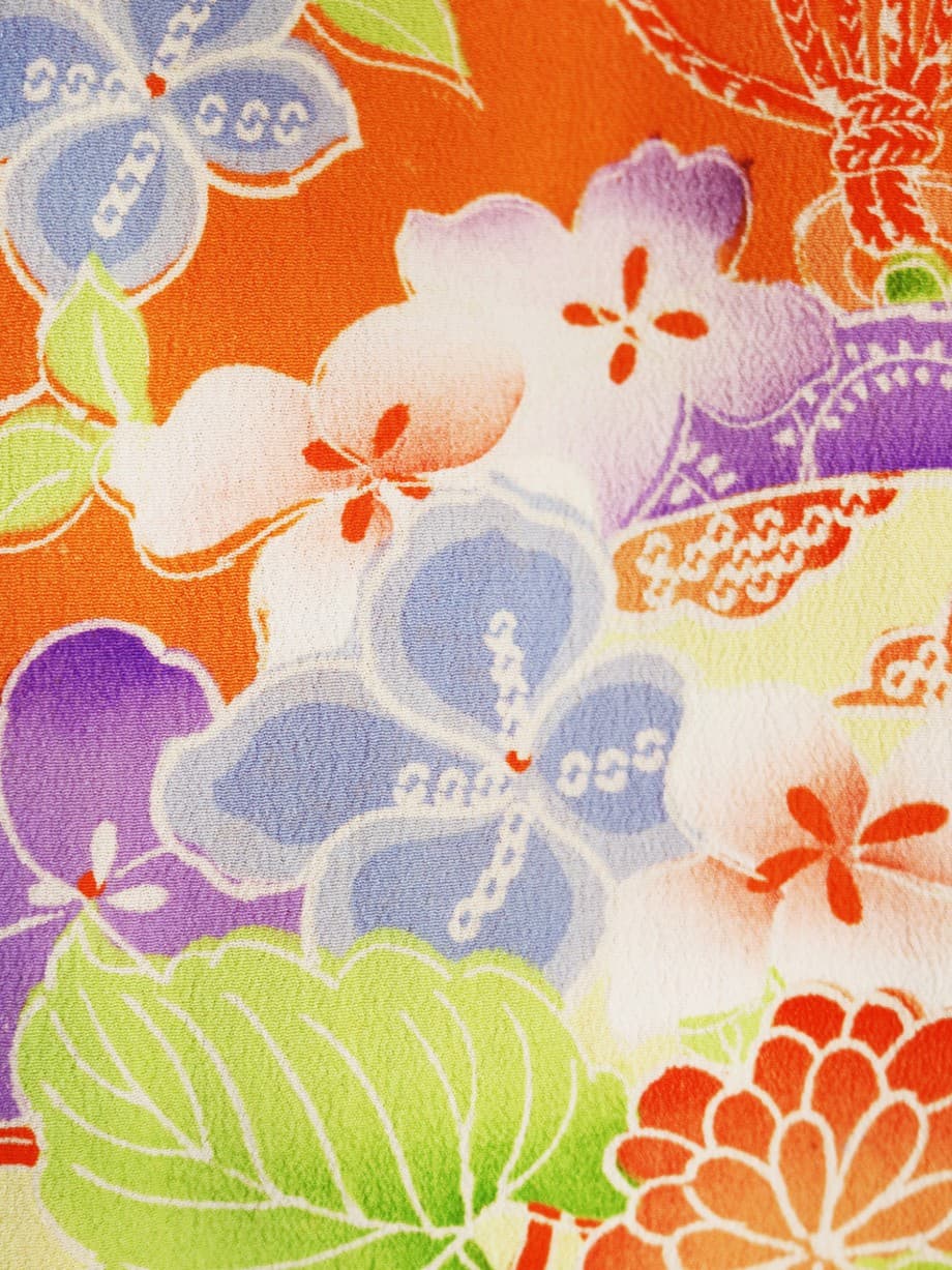 【七五三着物レンタル】深緋色にオレンジの雲取、四季の花薬玉の三歳祝着