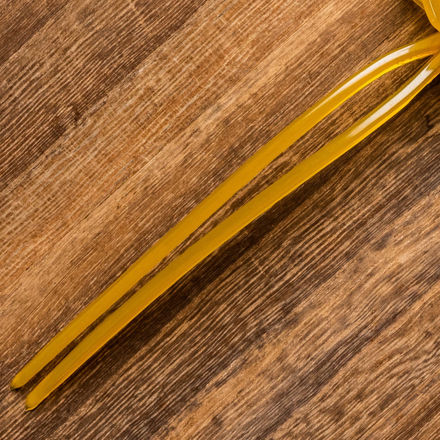 べっ甲調の牡丹の花に房下がりのかんざし