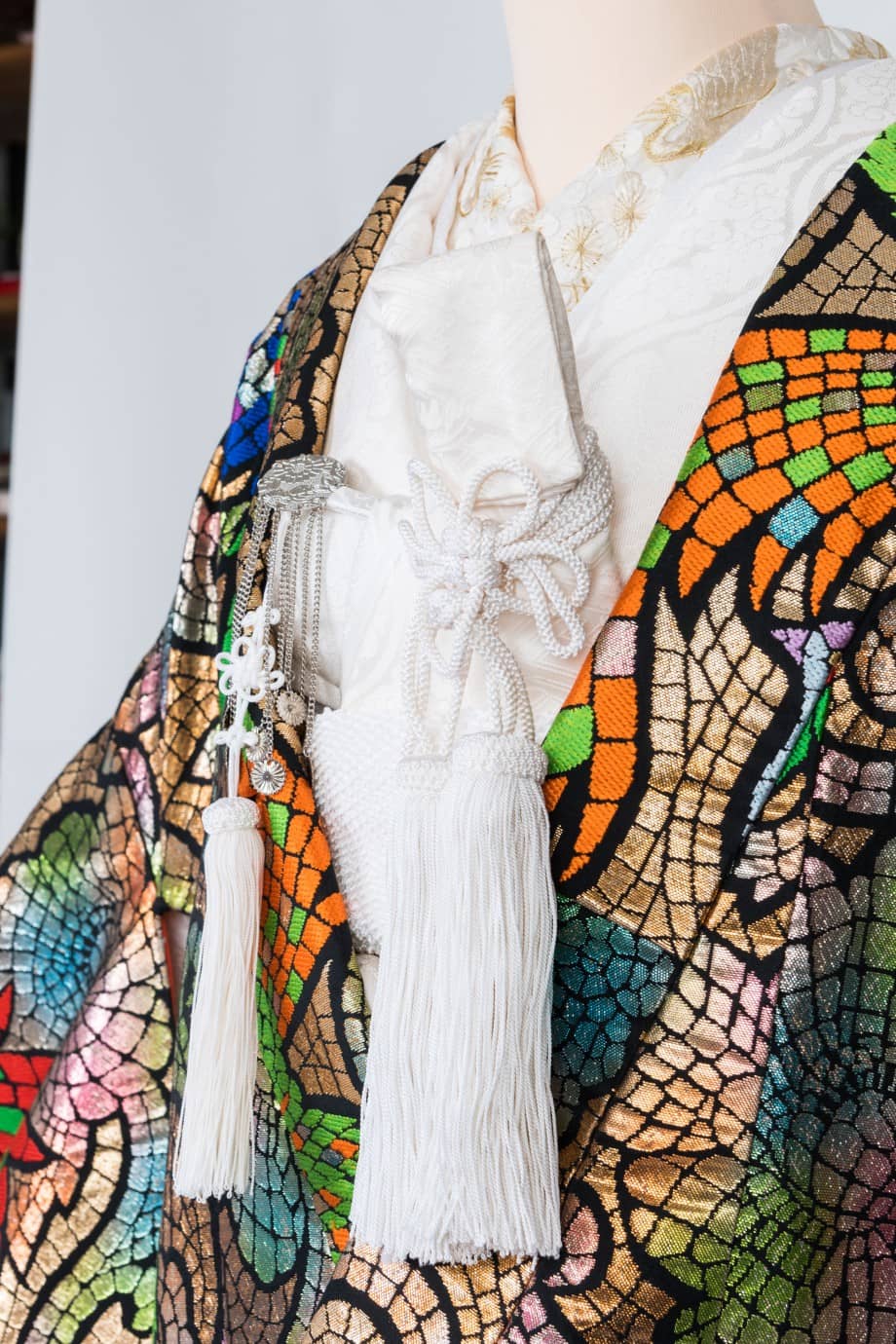 【和装の結婚式】龍村製緻密な織りの色打掛一式